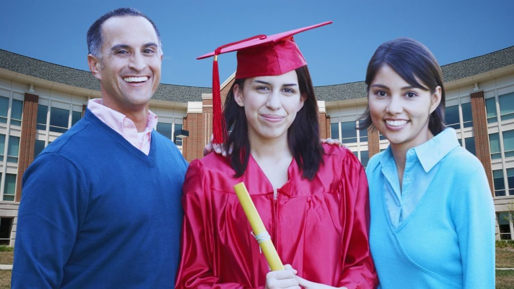 Best graduation outfit for parents